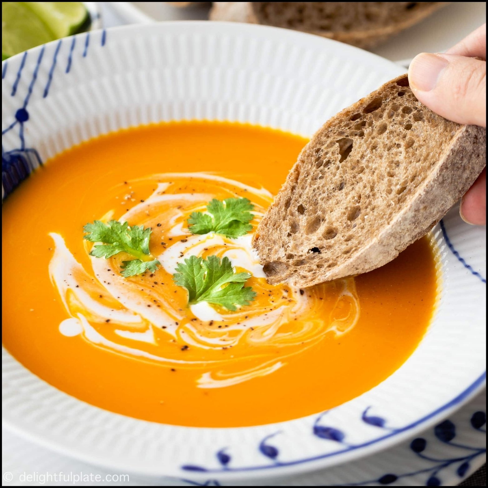 PUMPKIN CREAMS SOUP